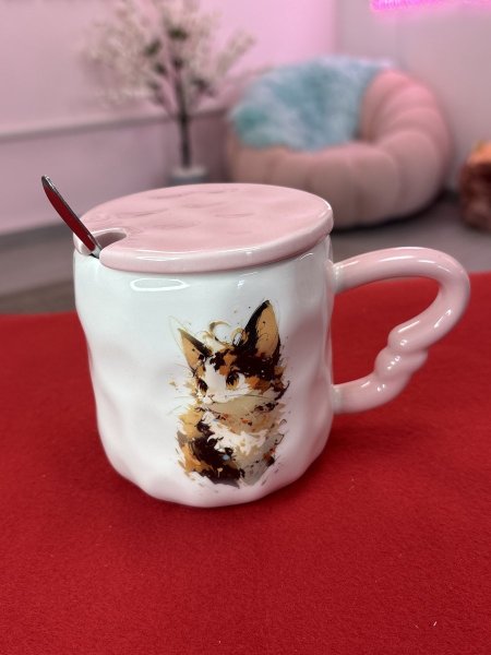 قطة بألوان مائية