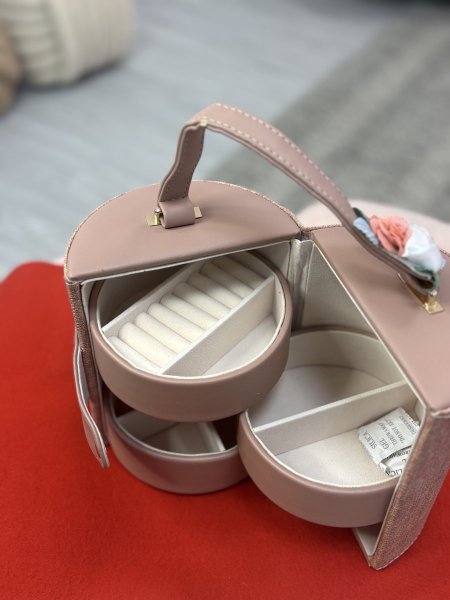 صندوق منظم مجوهرات