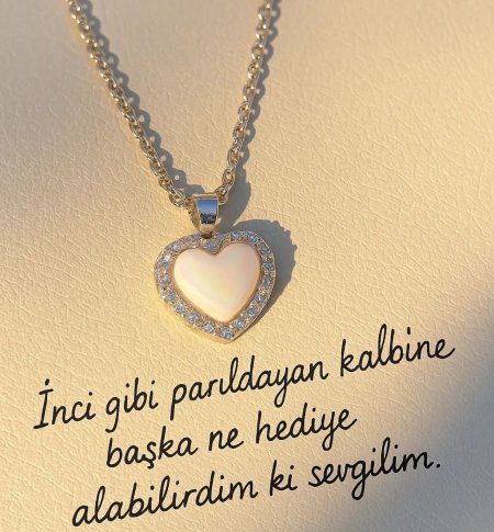 قلادة الحب