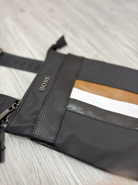 حقيبة كتف من BOSS