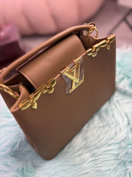 حقيبة يد من لويس فيتون👜