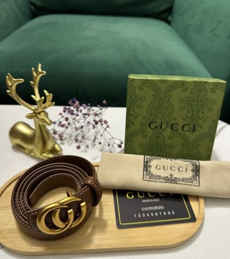 حزام من ماركة غوتشي