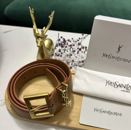 حزام من سان لوران