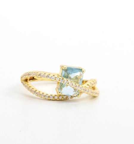 خاتم ذهبي انفنتي حجر ازرق