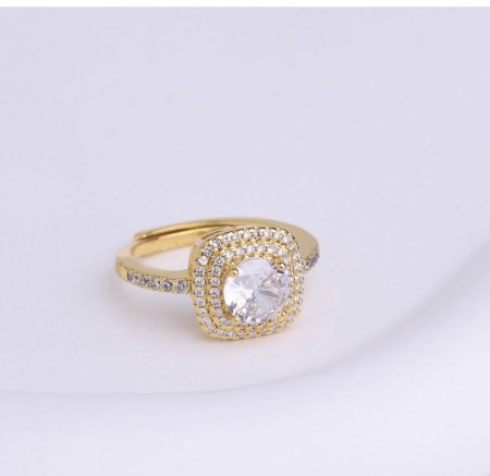 خاتم سولتير فل زركون مربع ذهبي