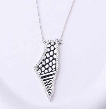 سنسال خارطة فلسطين كوفية فضي