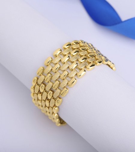 اسوارة زرد عريض