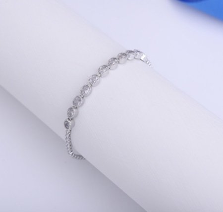 اسوارة تنس زركون بيضاوي فضي