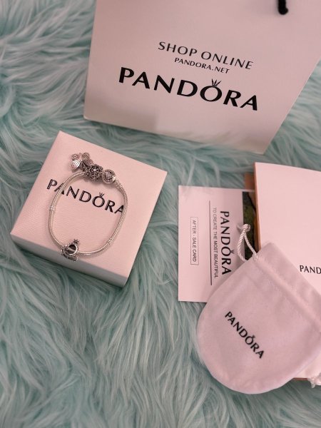 اسوارة باندورا بقفل قلب مرصع بالزركون